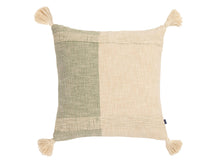Load image into Gallery viewer, Quadim Cushion
